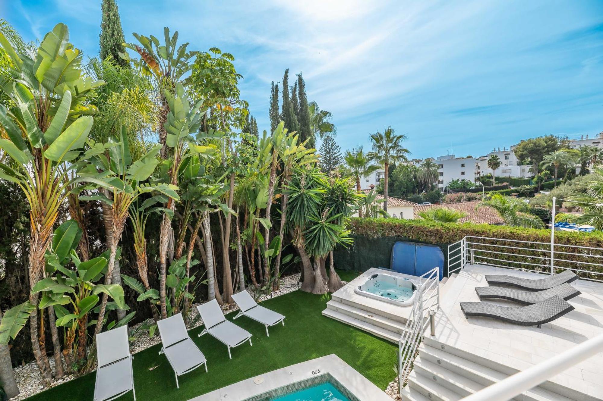 Apartamento Tropical 4 Bdrm In Prime Location W Jacuzzi